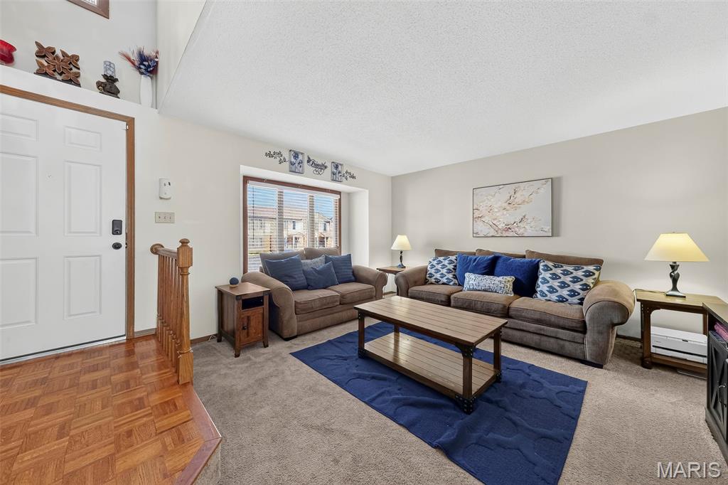 Kings Square Condo The Two - Residential