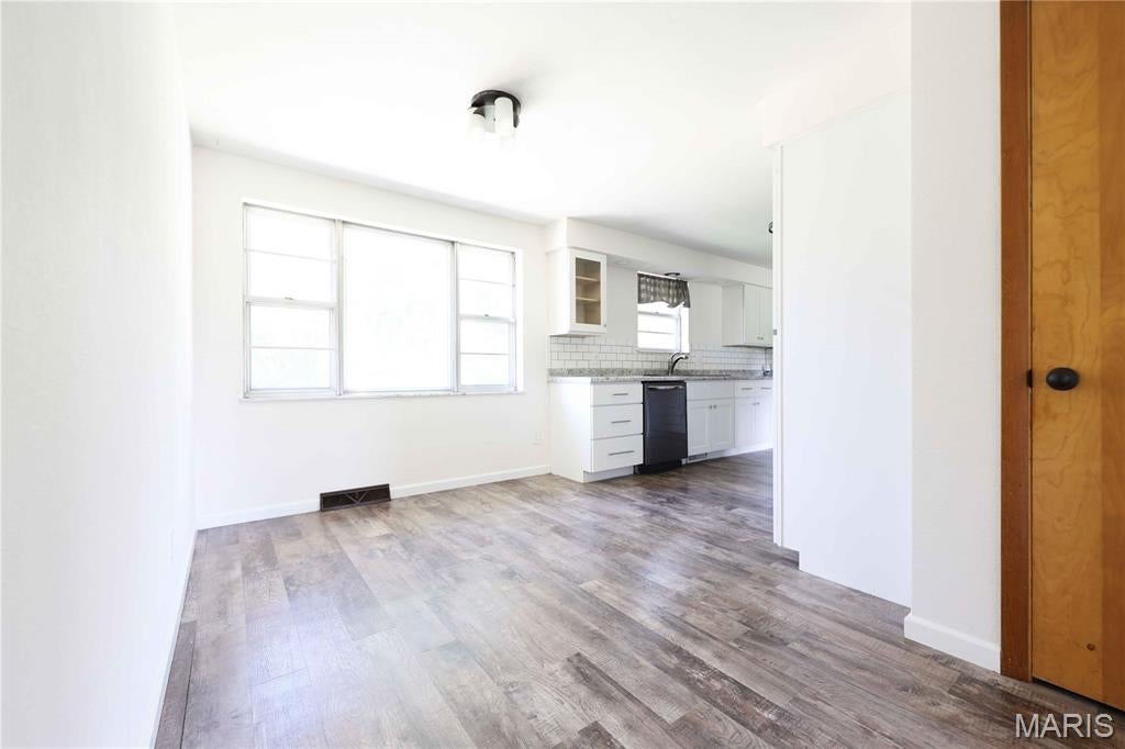 Usps #2196 - Residential