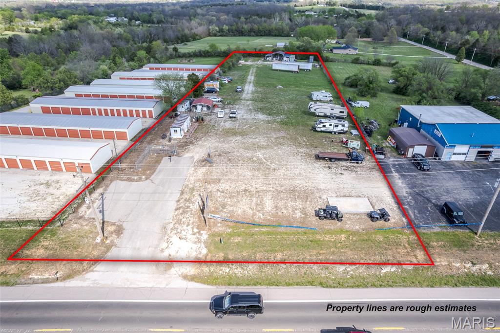 BIG PRICE ADJUSTMENT   VERY MOTIVATED SELLER.  LOCATION, LOCATION, LOCATION.   Used as a car lot.  Possible to sell 10 to 20 cars per month.   One of a kind commercial  property located on Highway 47 between Union and St. Clair.    There is a trailer used as office that will stay.  The opportunity for a variety of different uses, in this high visibility area.  Fenced with 
security gate.  Property has well and electric.

Agent related to seller.