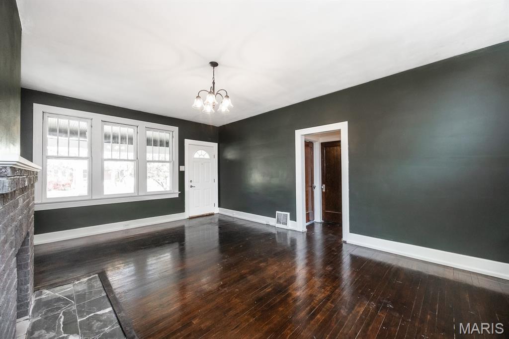 McKinzie Place - Residential