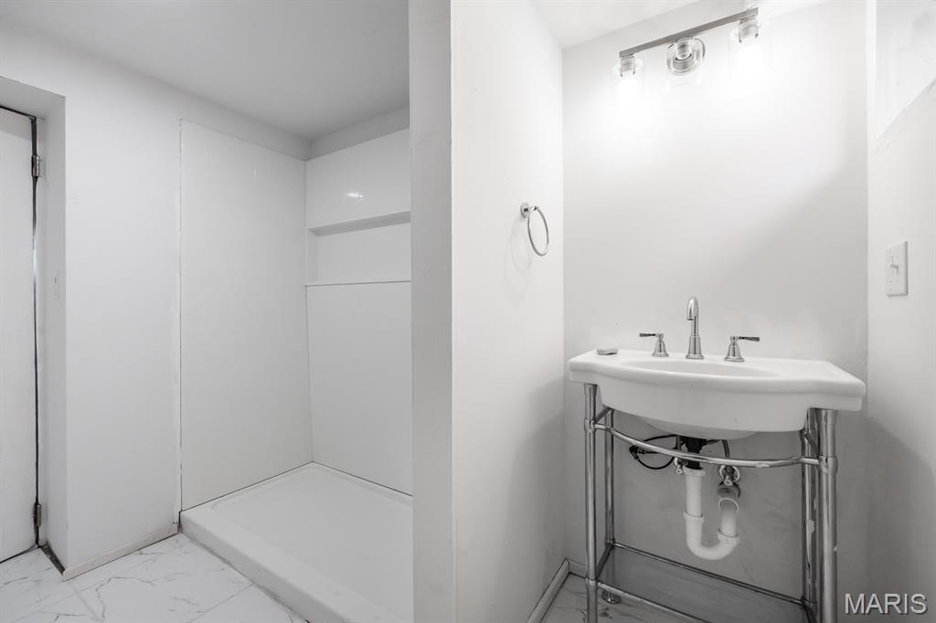 McKinzie Place - Residential