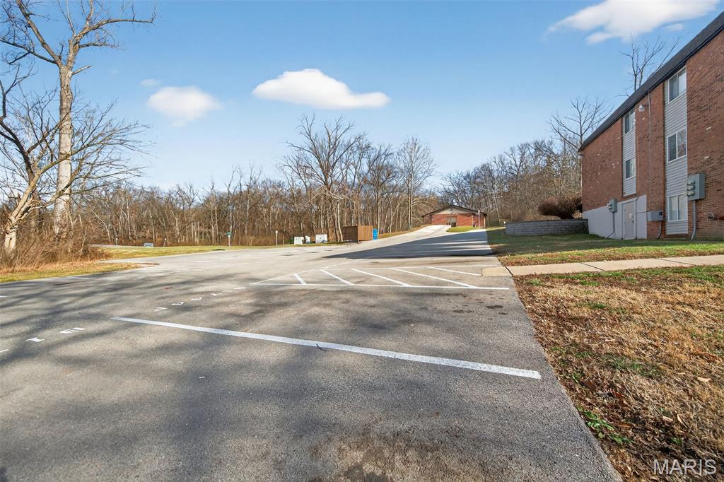 Oakville Commons Condo - Residential