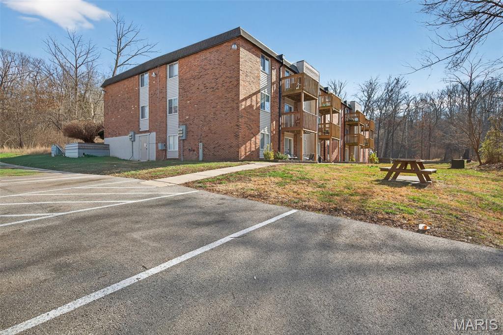 Oakville Commons Condo - Residential