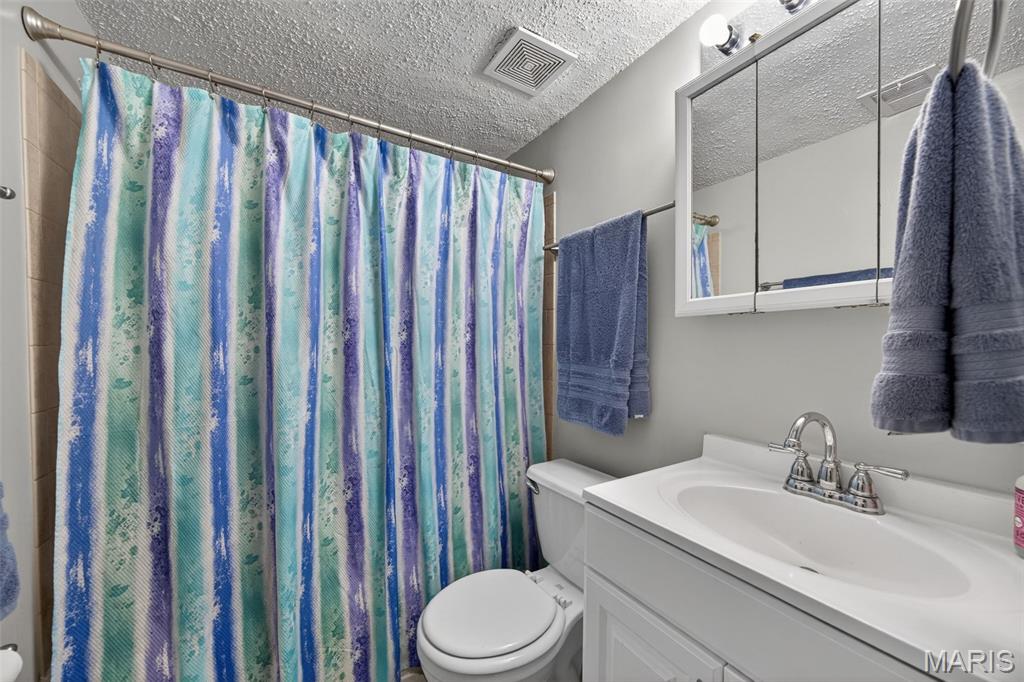 Oakville Commons Condo - Residential