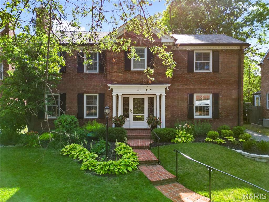Davis Place - Residential