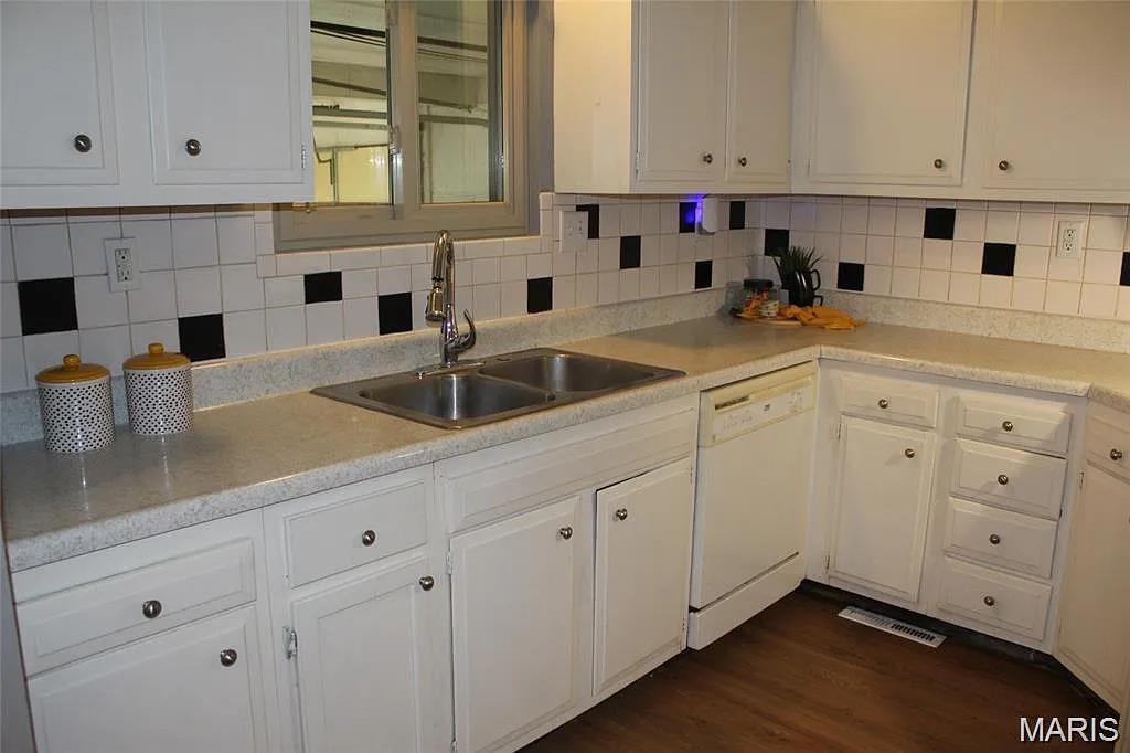 Buntington Park #2 - Residential Lease