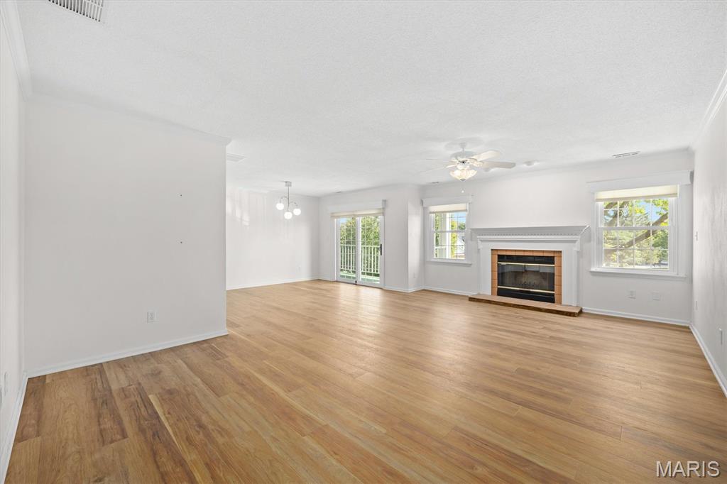 Country Club View Condo - Residential