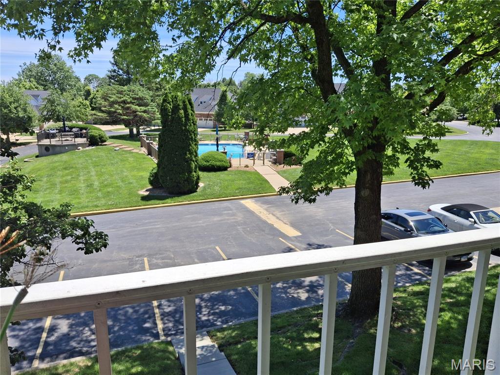 Country Club View Condo - Residential