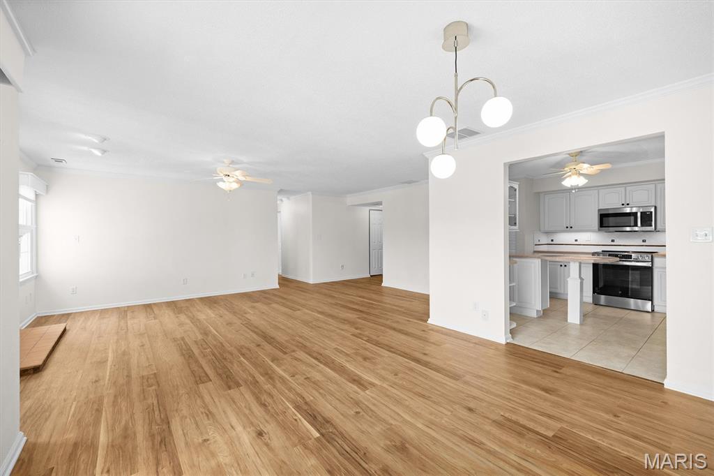Country Club View Condo - Residential