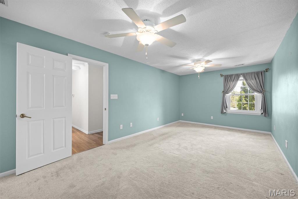 Country Club View Condo - Residential