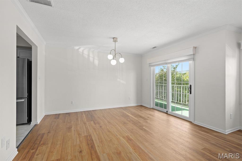 Country Club View Condo - Residential
