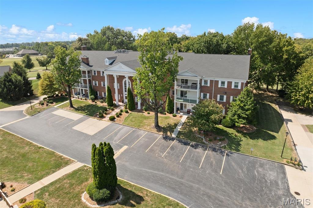 Country Club View Condo - Residential