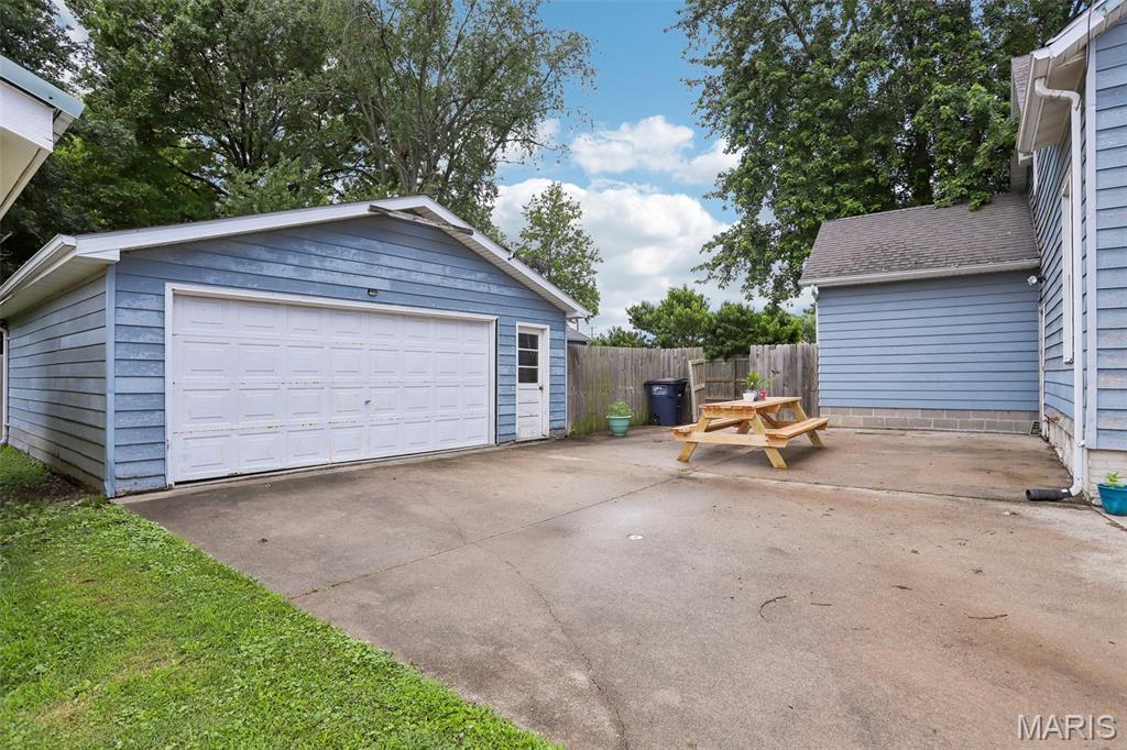 City/Litchfield - Residential
