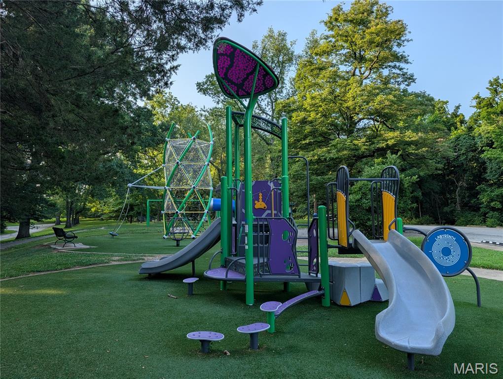 Parkside Condo Tr B - Residential