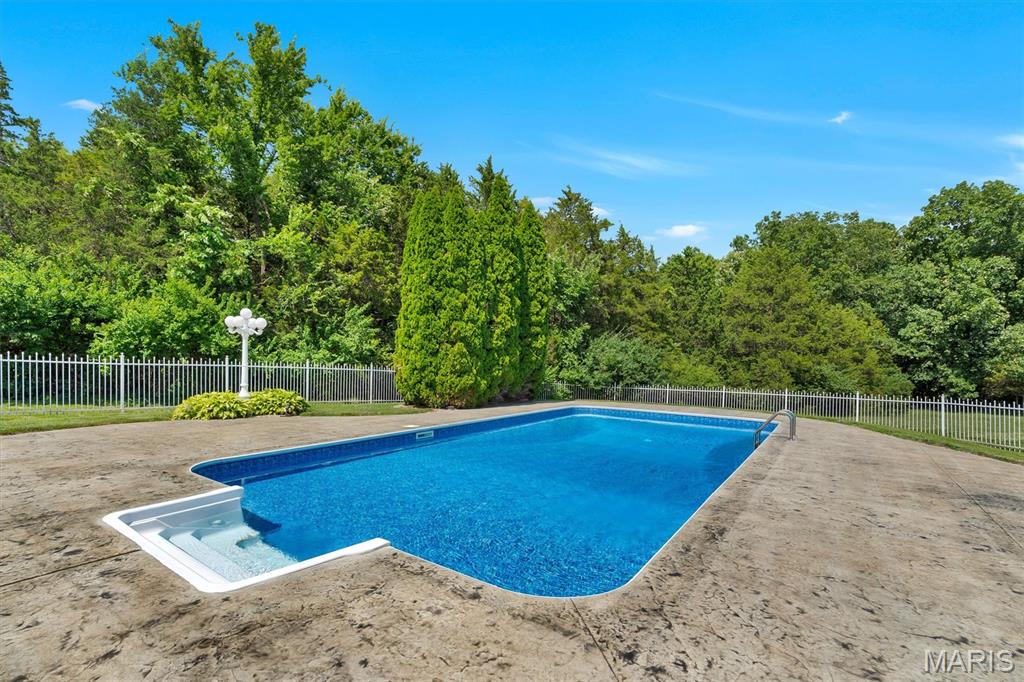 Raven Meadows - Residential