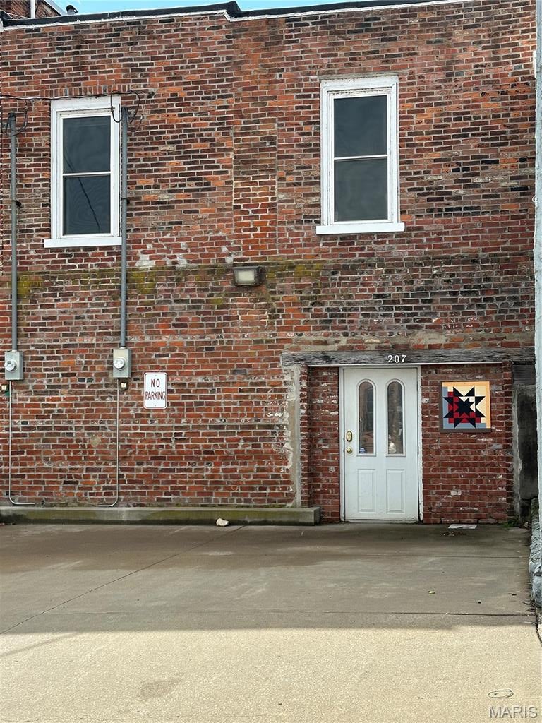 City/Hannibal - Commercial Sale