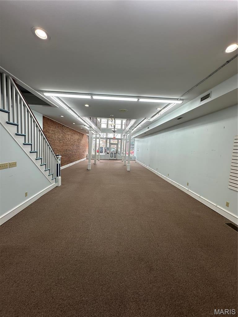 City/Hannibal - Commercial Sale