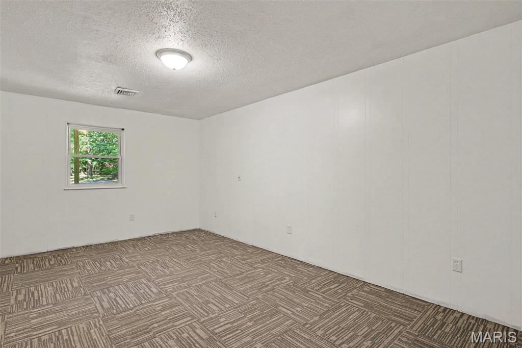 Oak Tree - Residential