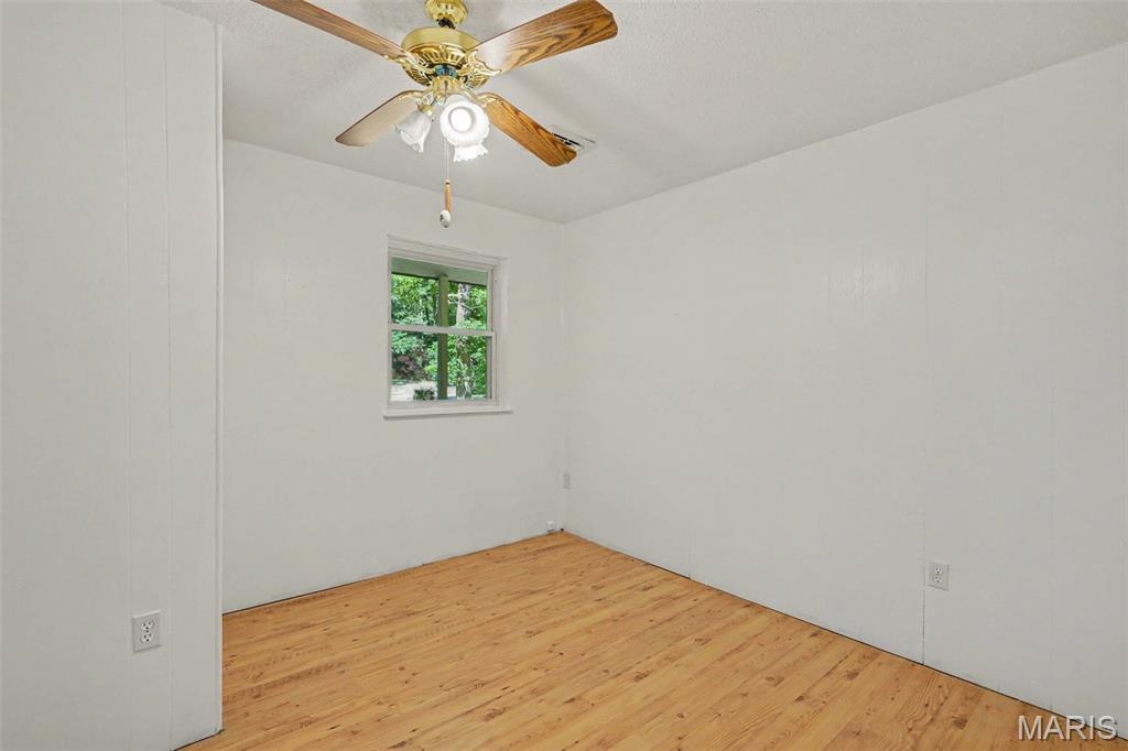 Oak Tree - Residential