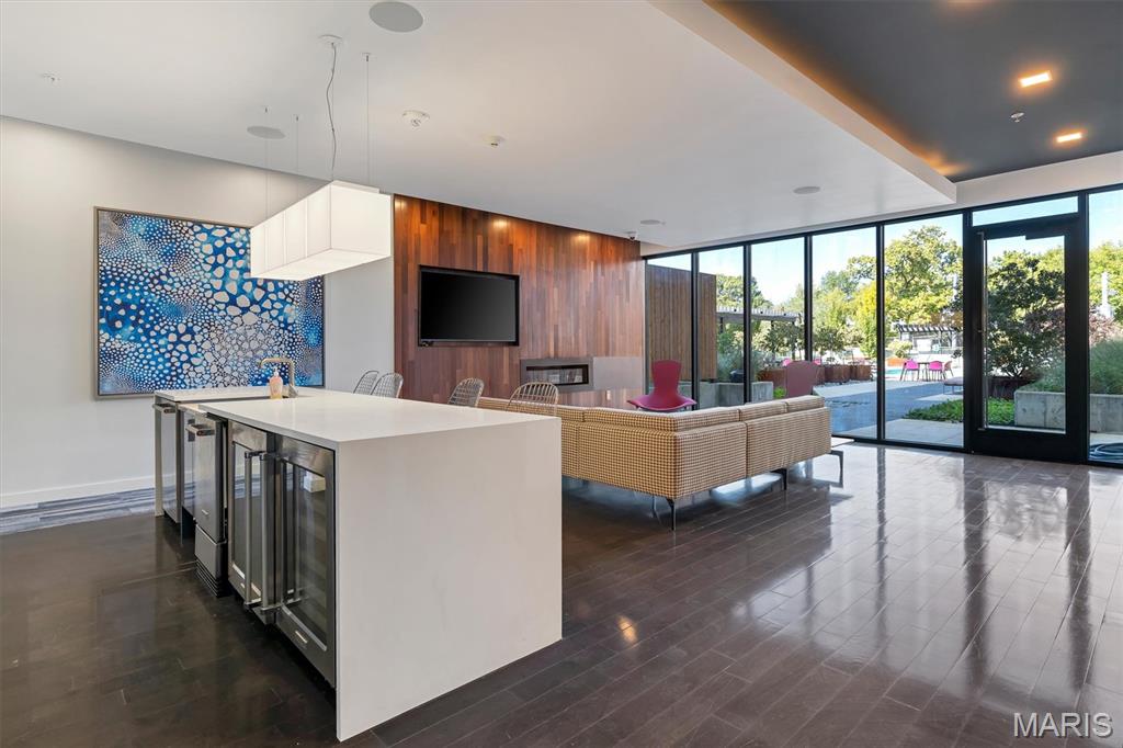 4101 Laclede - Residential