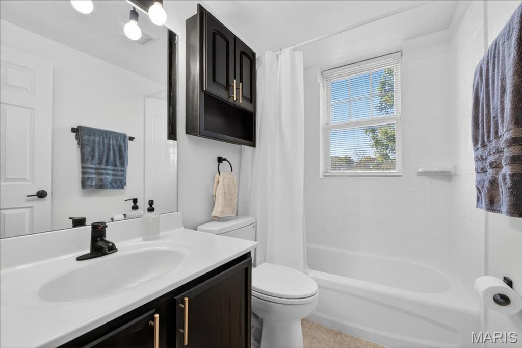 Shenandoah Condominium - Residential