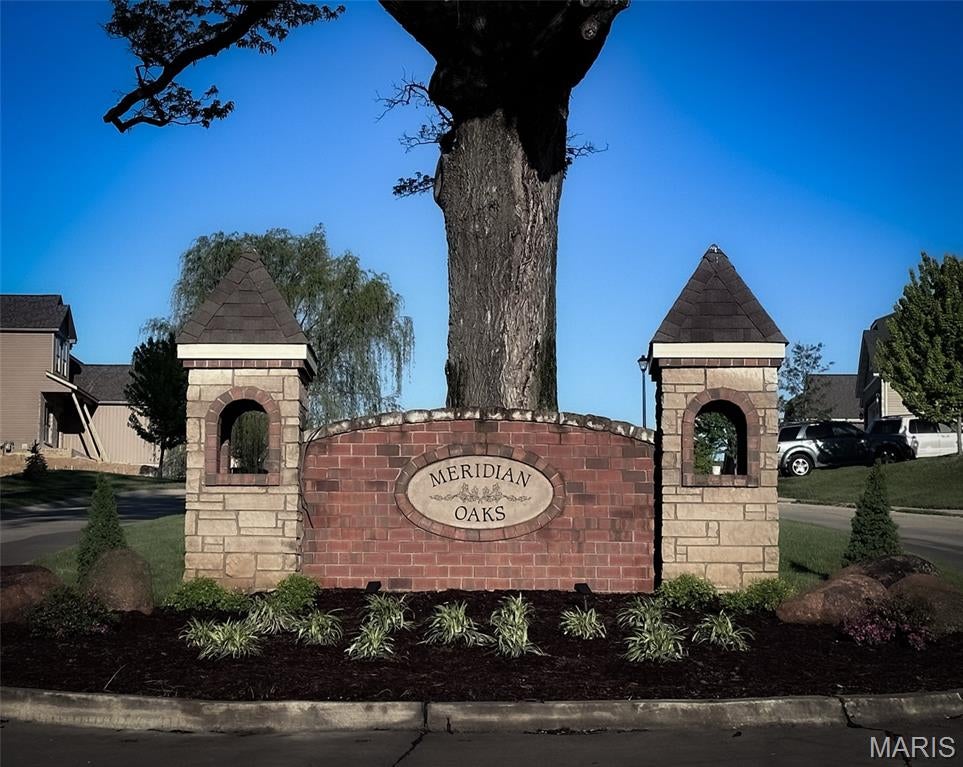 MERIDIAN OAKS - Residential