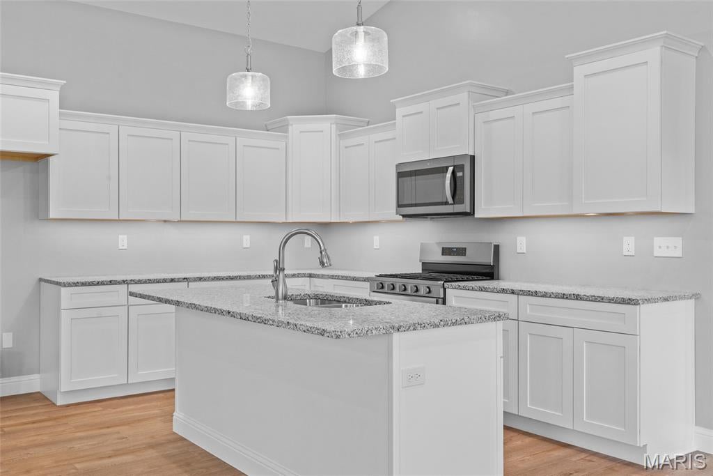 MERIDIAN OAKS - Residential