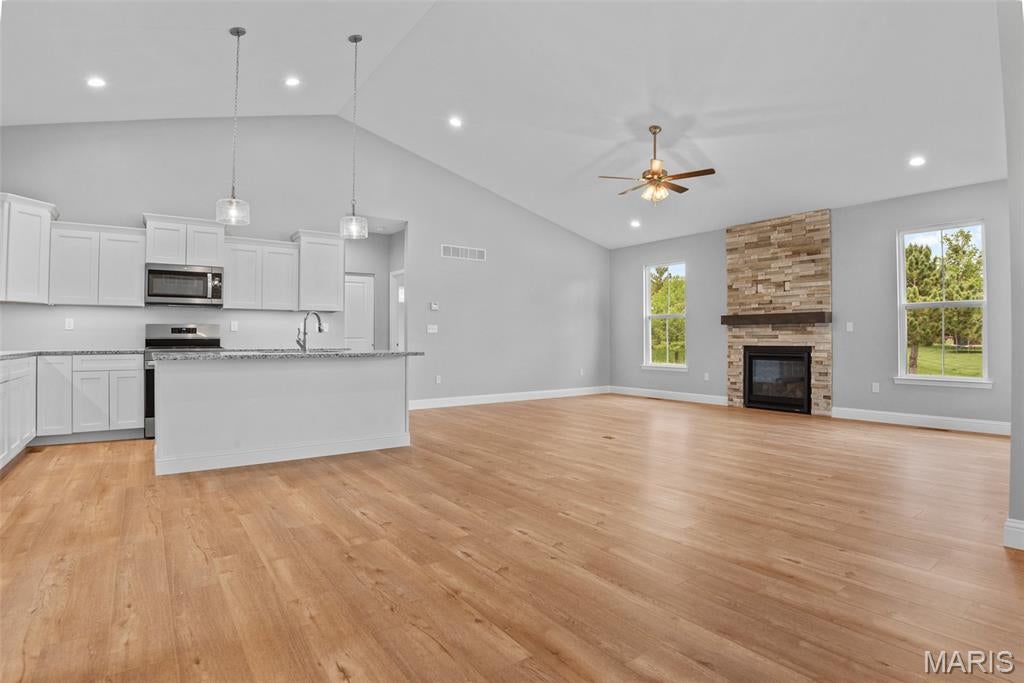 MERIDIAN OAKS - Residential