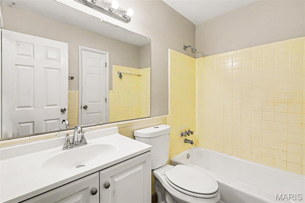 Paddock Hills 15 - Residential