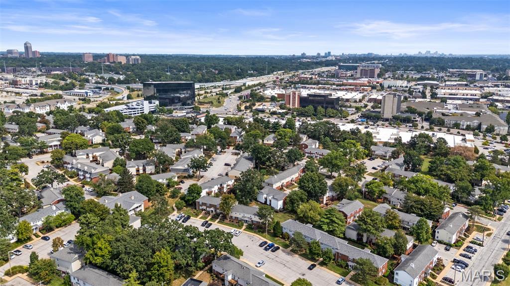 Brentwood Forest Condo Ph Seven - Residential