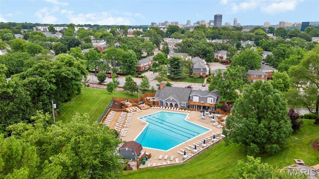 Brentwood Forest Condo Ph Seven - Residential
