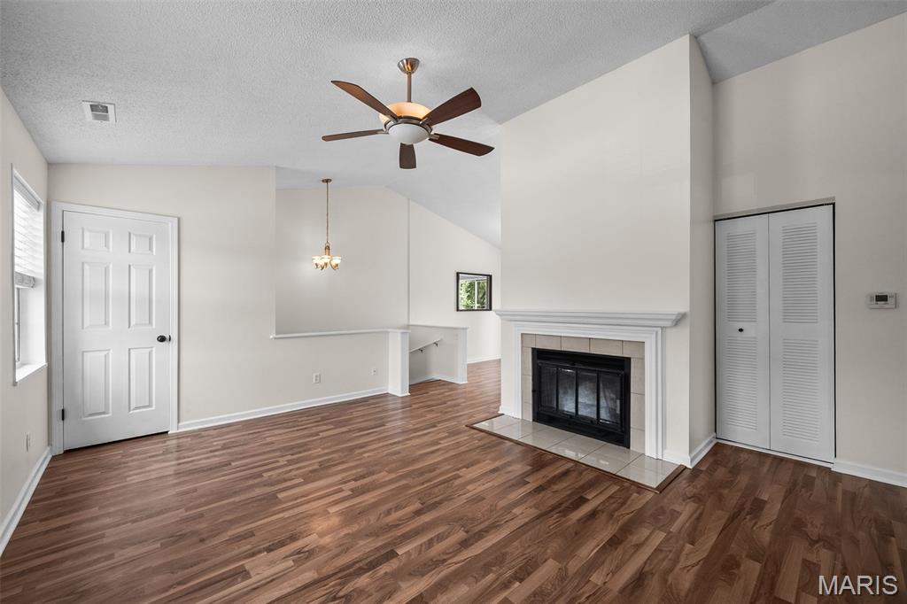 Brentwood Forest Condo Ph Seven - Residential