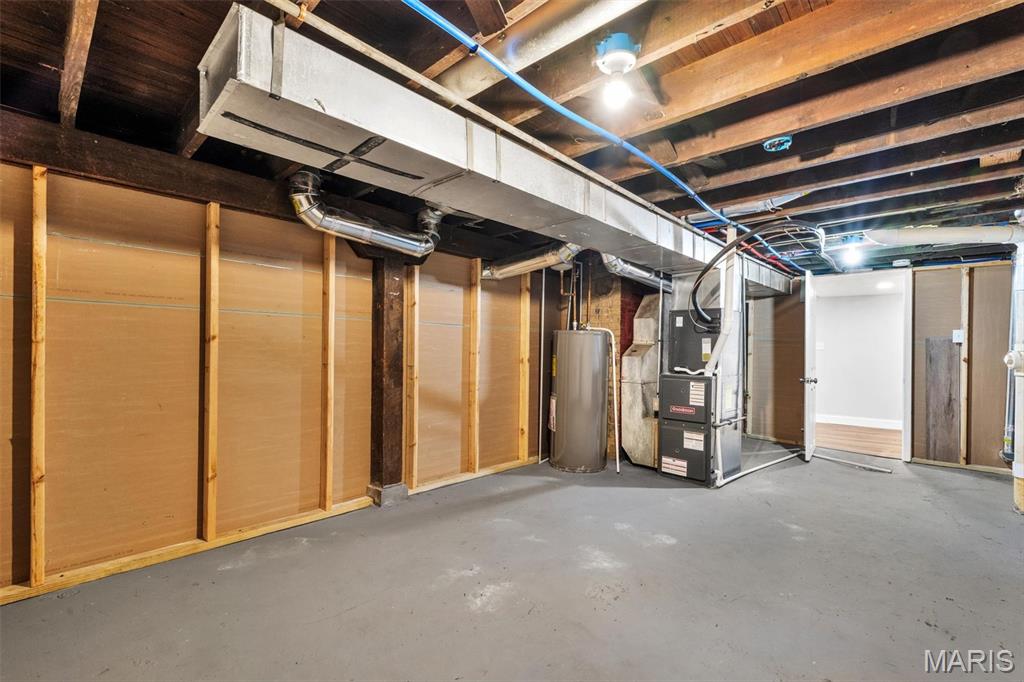 Riverview Gardens - Residential Lease