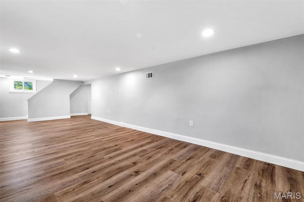 Riverview Gardens - Residential Lease