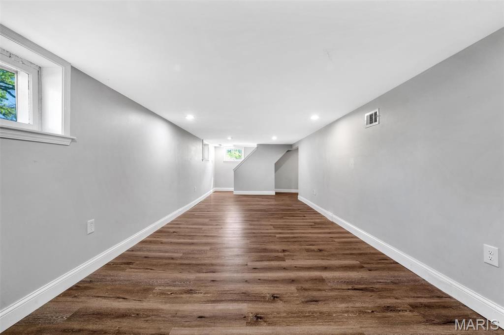 Riverview Gardens - Residential Lease