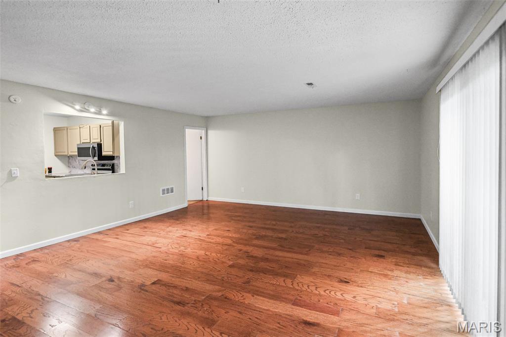 Sand Rdg Condo #3 - Residential