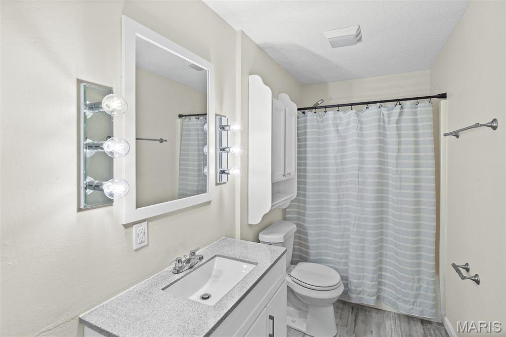 Sand Rdg Condo #3 - Residential