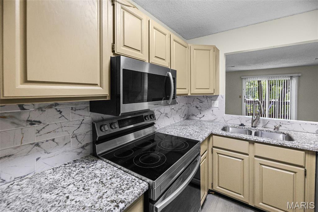 Sand Rdg Condo #3 - Residential