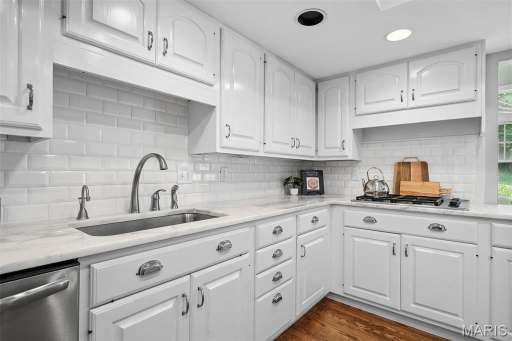 Fair Oaks Estate - Residential