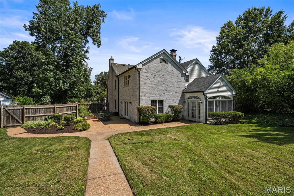 Fair Oaks Estate - Residential