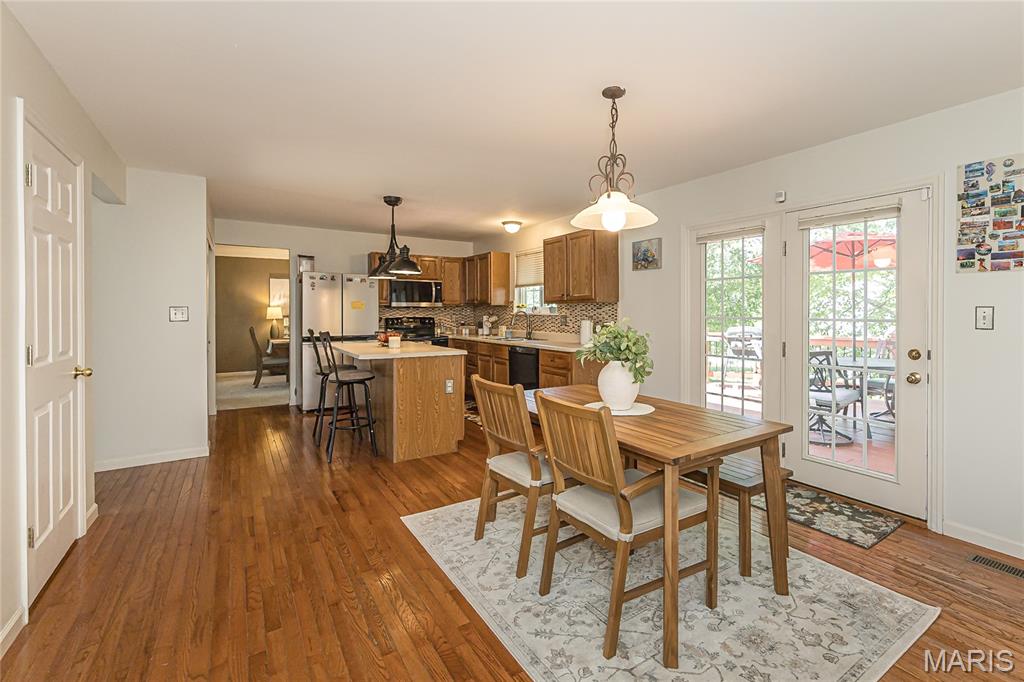 Est Of Fairfield Manor #1 - Residential