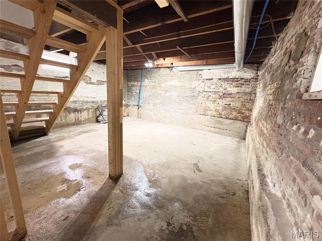 Henry Pranges Add - Residential