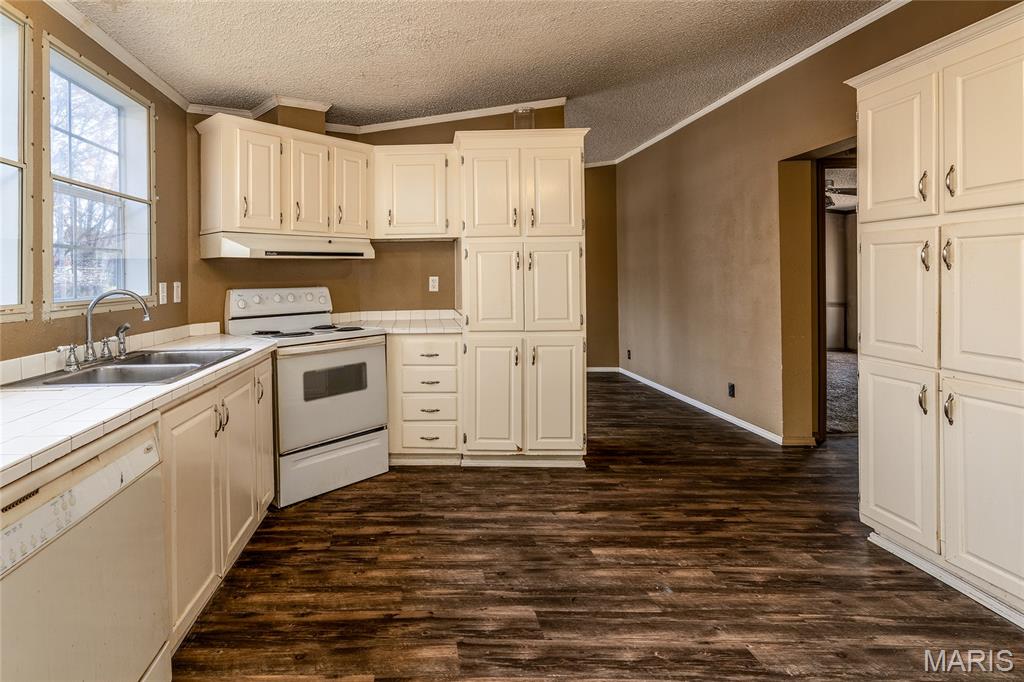 Russels TP First ADD to Reeve S LOT 1&2 - Residential