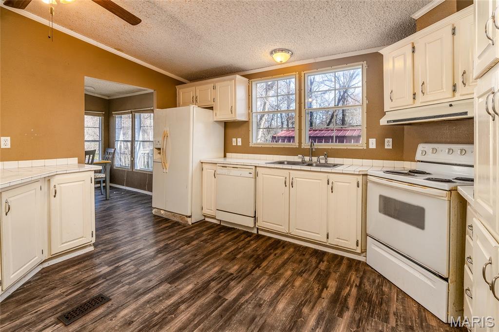 Russels TP First ADD to Reeve S LOT 1&2 - Residential