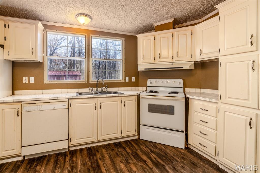 Russels TP First ADD to Reeve S LOT 1&2 - Residential