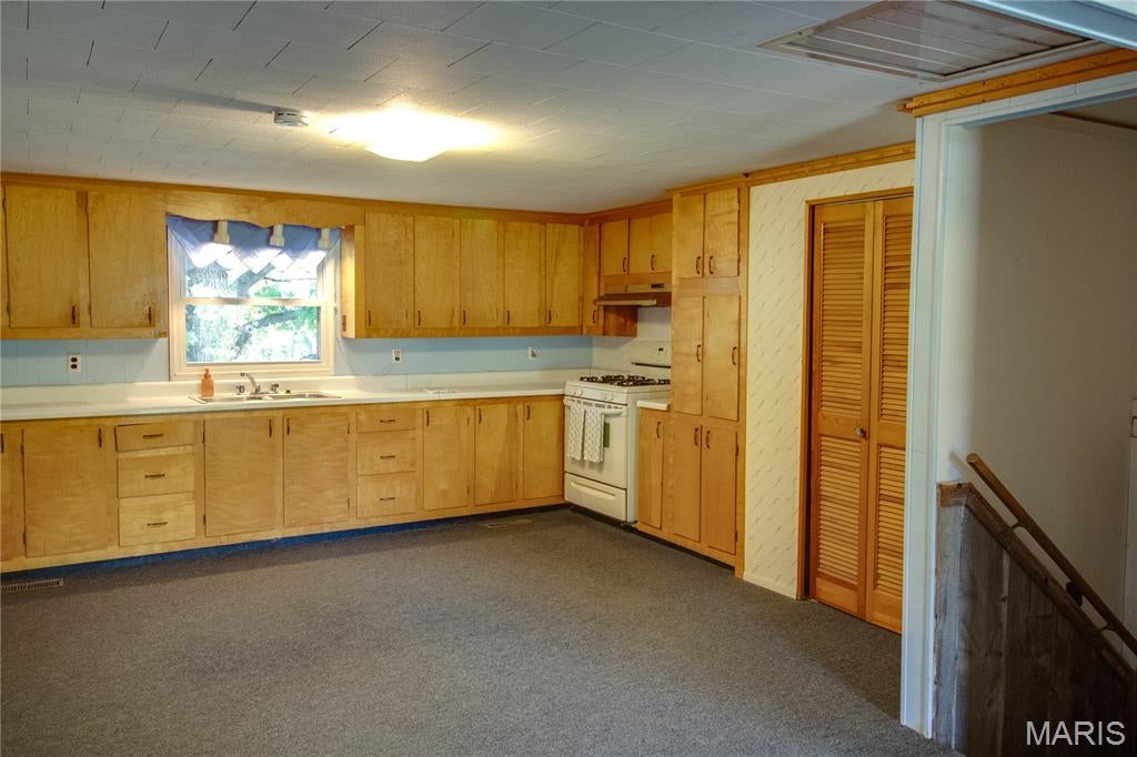 MILLER'S LAKE - Residential