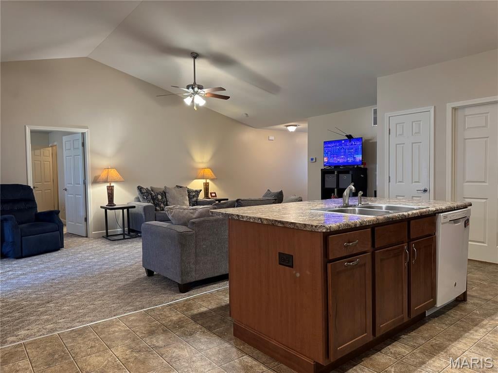 Yaeger Place Condo - Residential