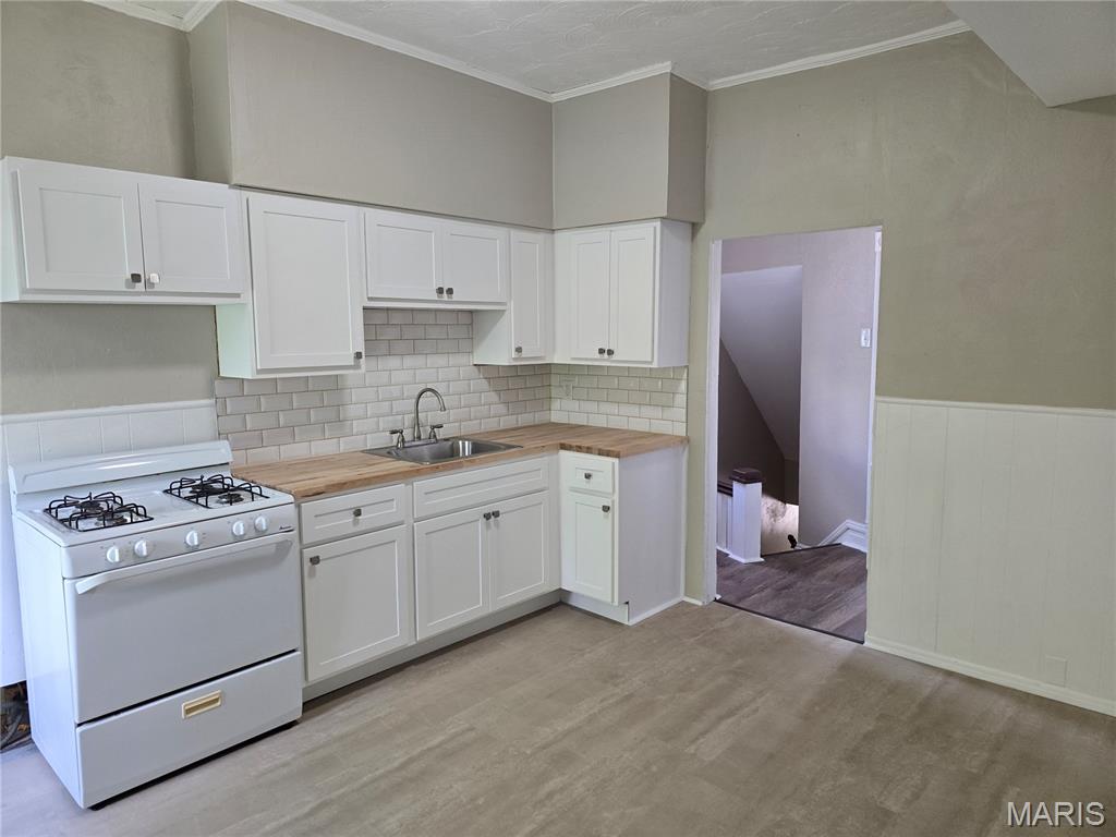 Grunds Mauntel Place Add - Residential Income