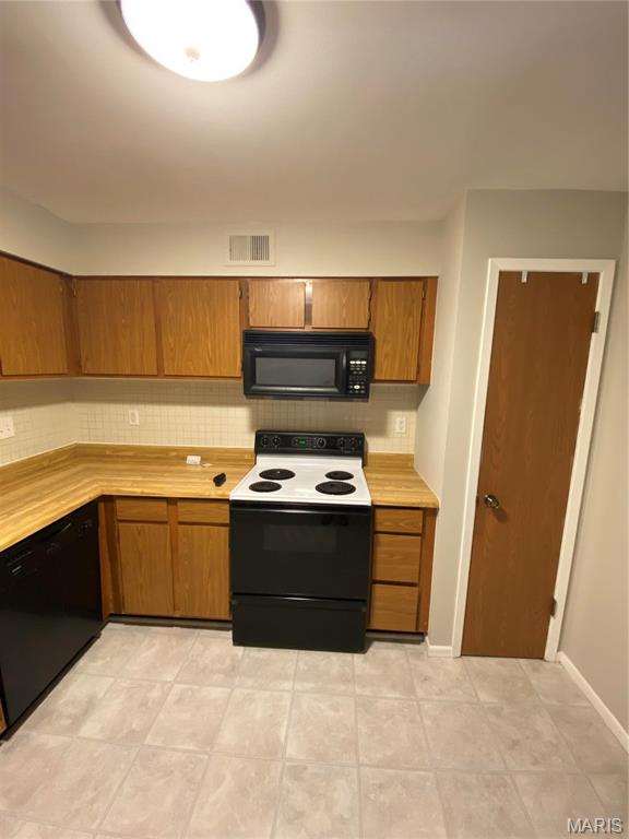 Fern Ridge Condo 1 - Residential Lease