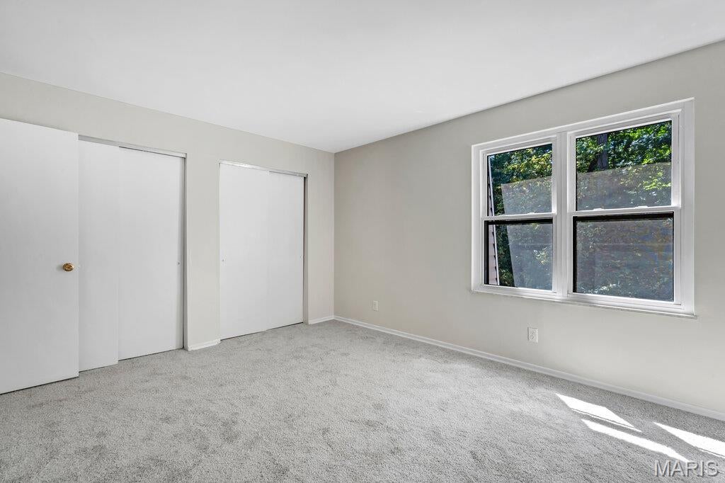 Oakville Commons Condo - Residential